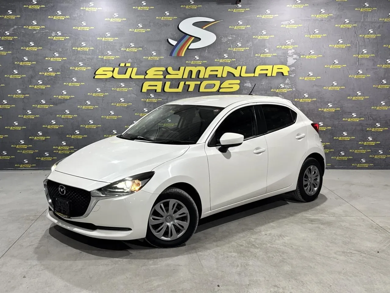 2022 Mazda Mazda 2 1.5 Sky-G Lefkoşa Satılık İkinci El | GalerimPlus - Thumbnail 3