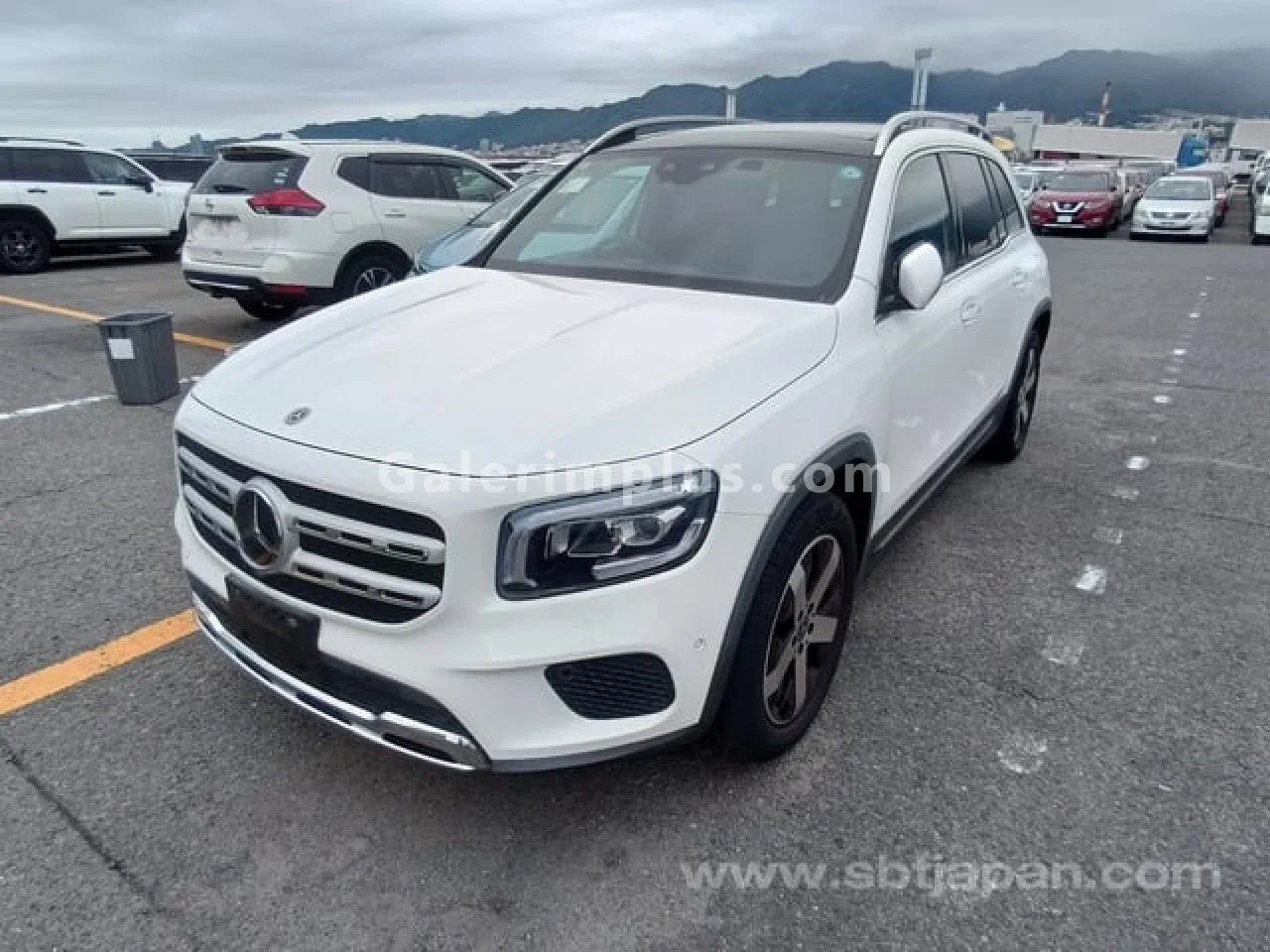 2022 Model Otomatik Mercedes - Benz GLB 200 AMG Gazimağusa Satılık İkinci El | GalerimPlus - Thumbnail 3