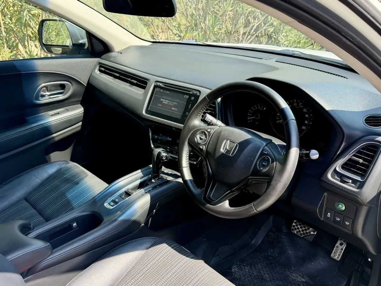2014 Honda Vezel 1.5 i-VTEC CVT Lefkoşa Satılık İkinci El | GalerimPlus - Thumbnail 6