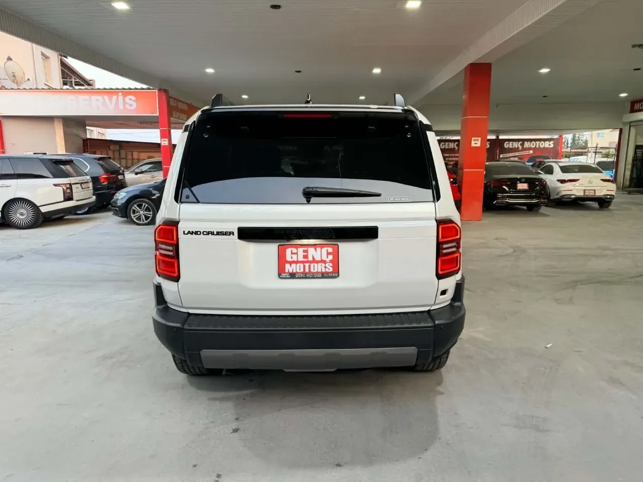 2025 Toyota Land Cruiser 2.8 D-4D Prado Gazimağusa Satılık İkinci El | GalerimPlus - Thumbnail 5