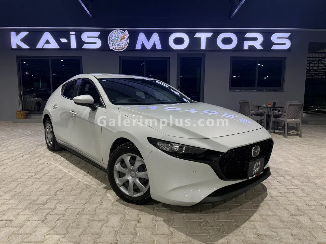 2023 Model Otomatik Mazda 3 1.5 SkyActive-G Lefkoşa Satılık İkinci El | GalerimPlus - Fotoğraf 1
