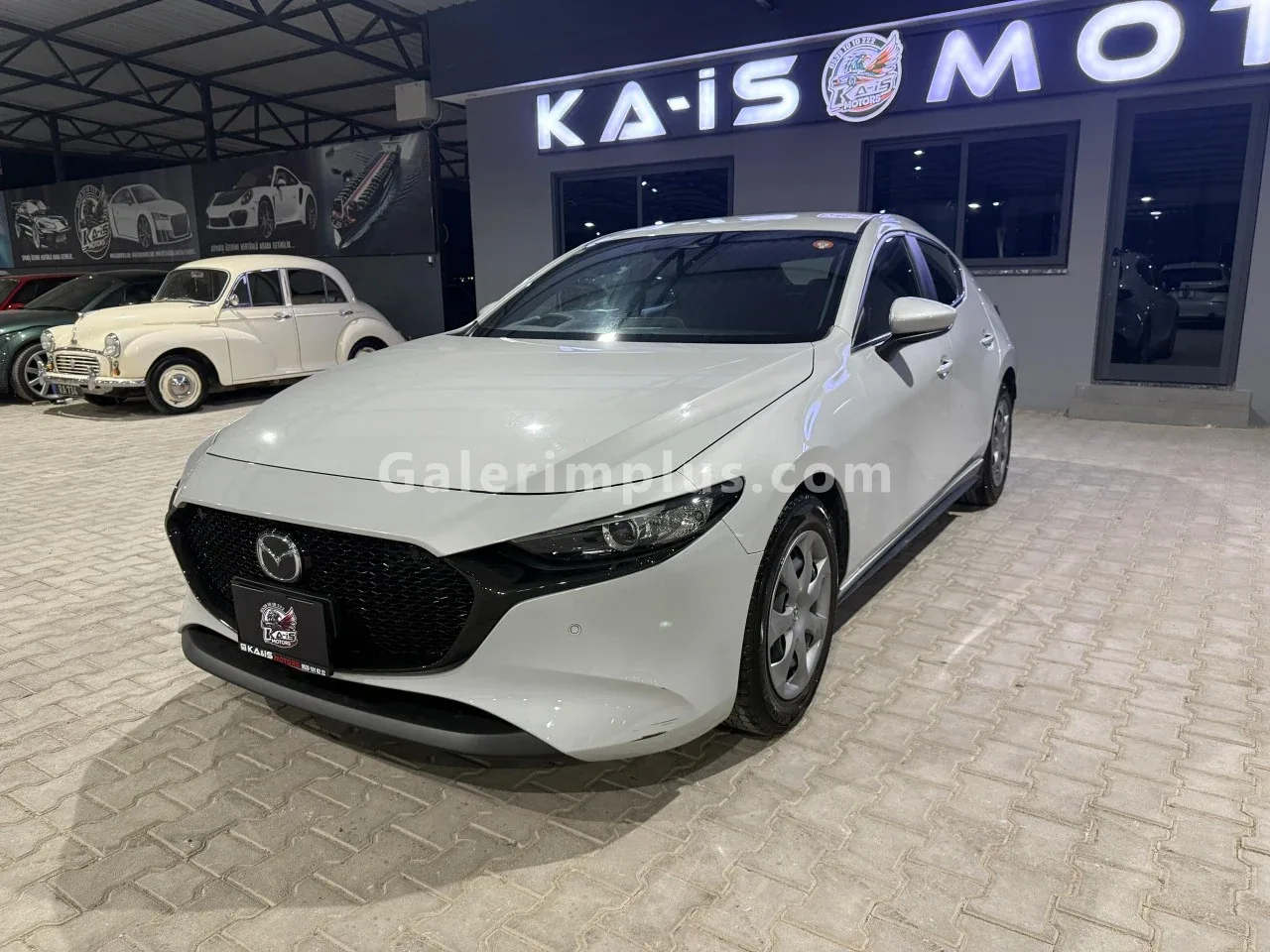 2023 Model Otomatik Mazda 3 1.5 SkyActive-G Lefkoşa Satılık İkinci El | GalerimPlus - Thumbnail 4