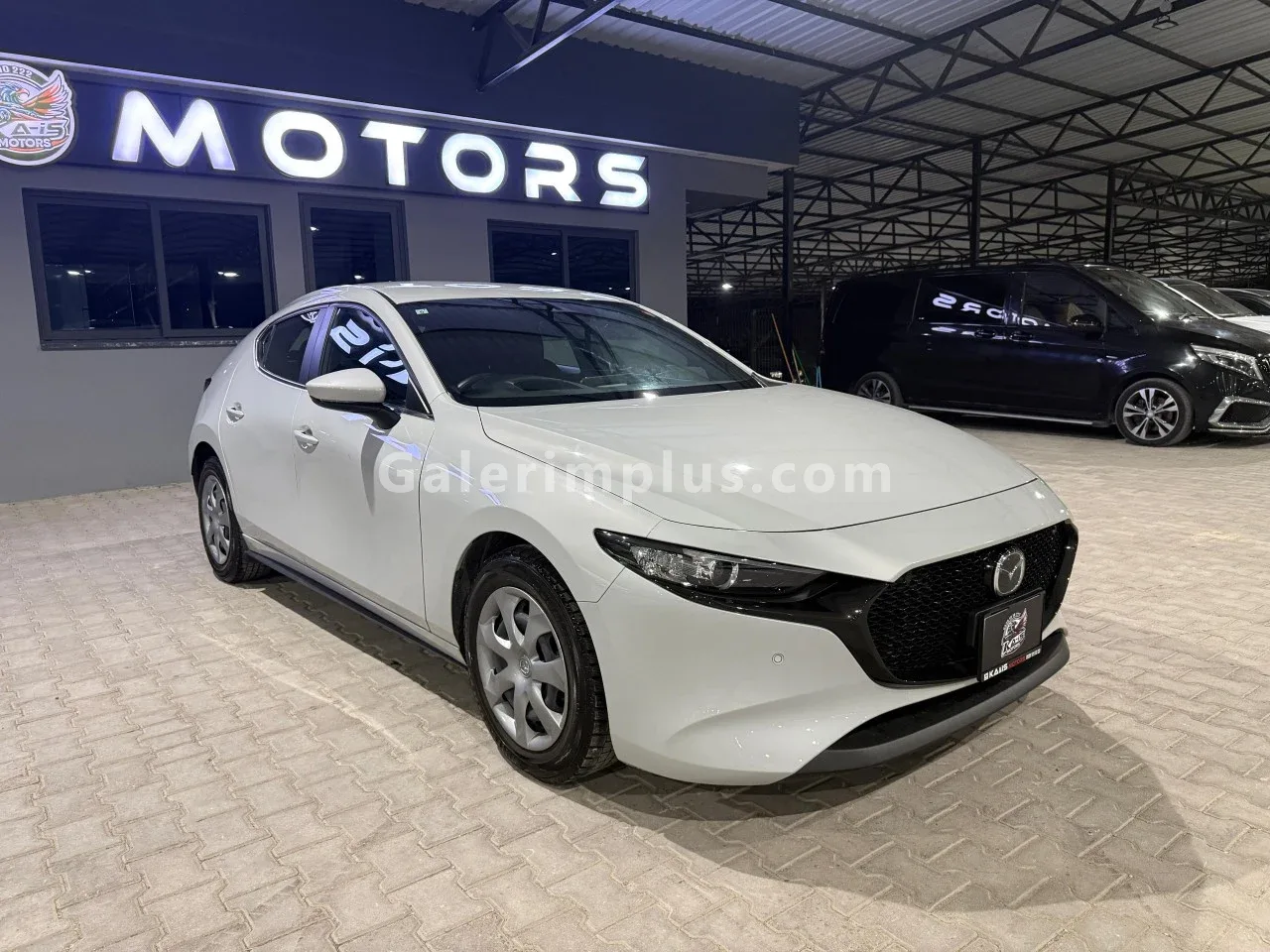 2023 Model Otomatik Mazda 3 1.5 SkyActive-G Lefkoşa Satılık İkinci El | GalerimPlus - Thumbnail 6