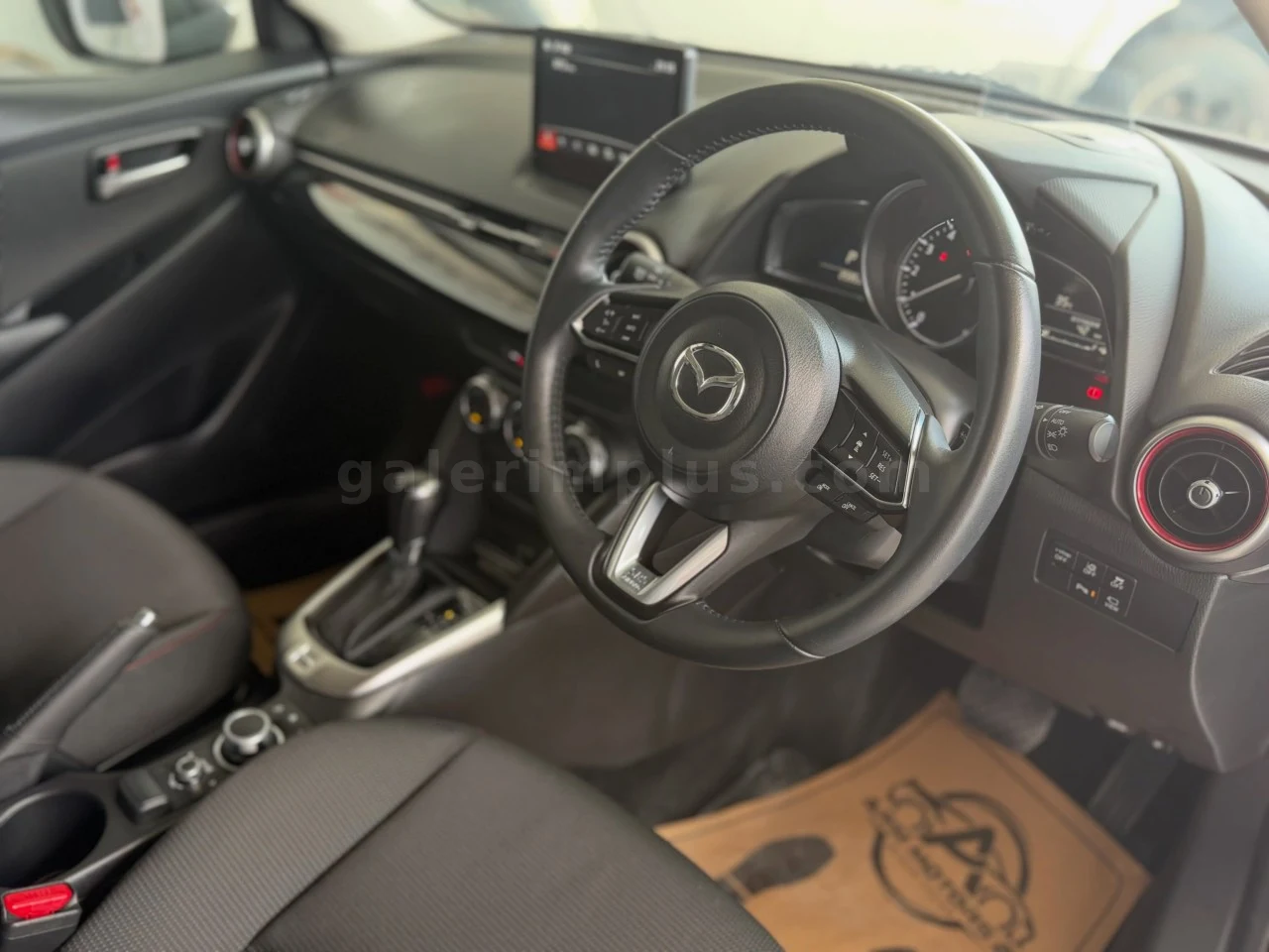 2022 Mazda 2 Lefkoşa Satılık İkinci El | GalerimPlus - Thumbnail 2