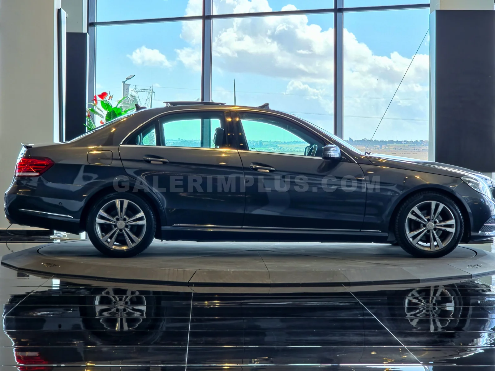 2026 Mercedes-Benz E Serisi E 220 d Avantgarde E 220 d Gazimağusa Satılık İkinci El | GalerimPlus - Thumbnail 5