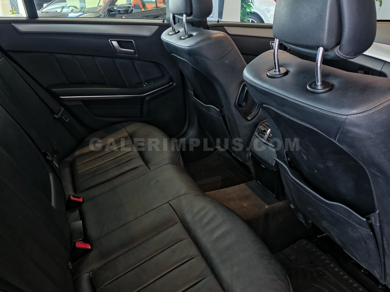 2026 Mercedes-Benz E Serisi E 220 d Avantgarde E 220 d Gazimağusa Satılık İkinci El | GalerimPlus - Thumbnail 8