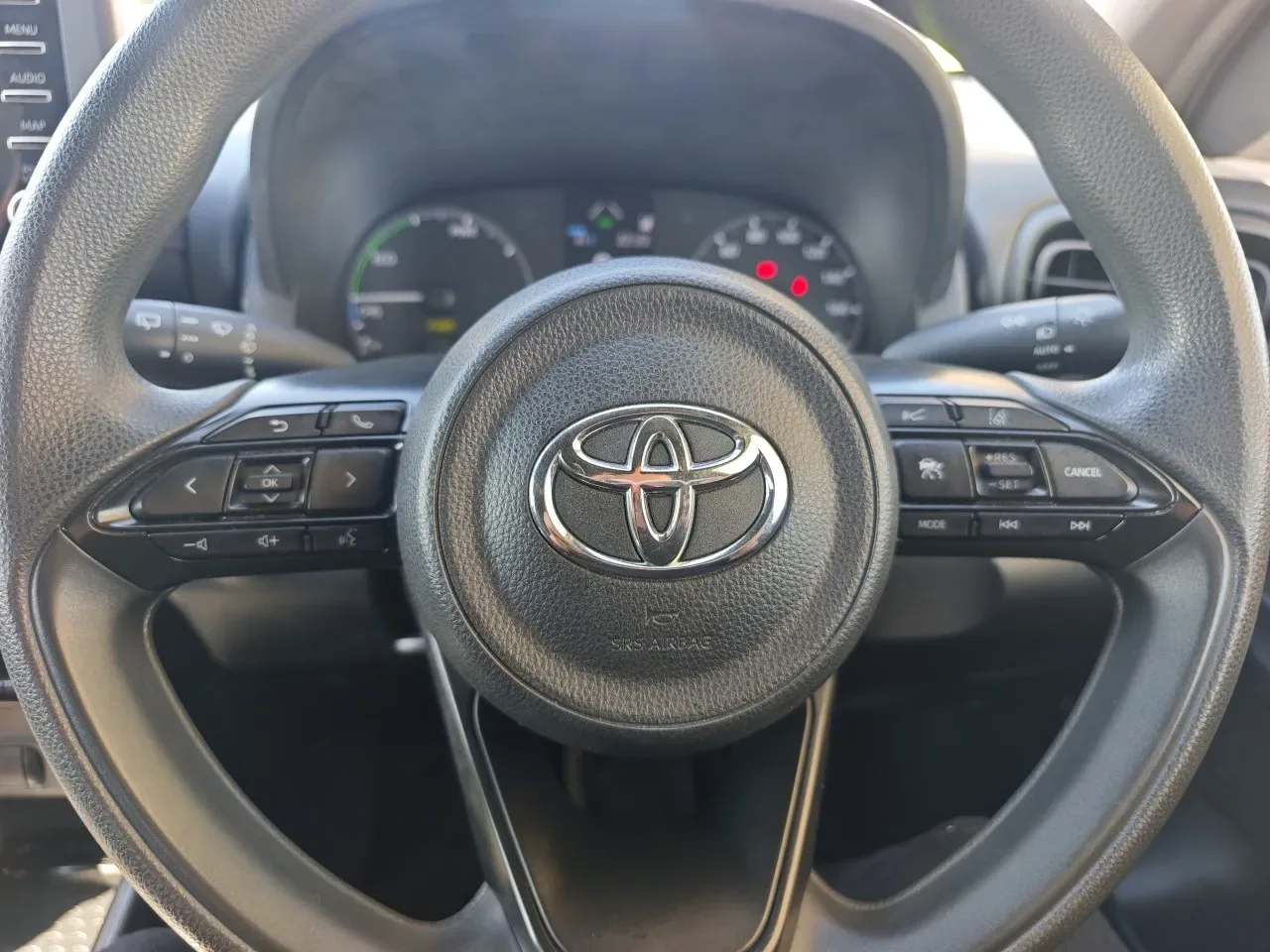 2022 Toyota Yaris 1.5 Hybrid Lefkoşa Satılık İkinci El | GalerimPlus - Thumbnail 8