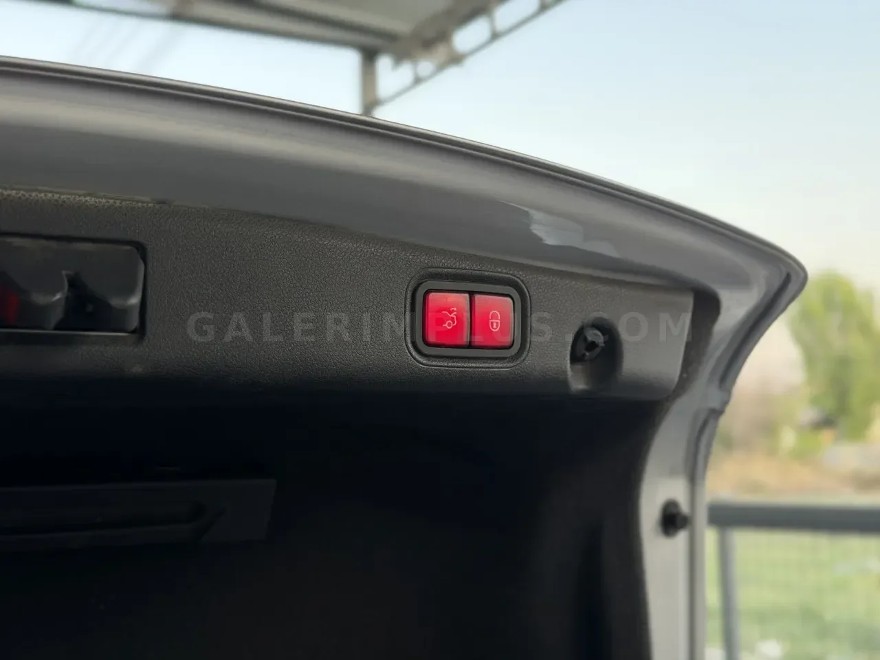 2017 Model Otomatik Mercedes-Benz E Serisi E 220 d Lefkoşa Satılık İkinci El | GalerimPlus - Thumbnail 6