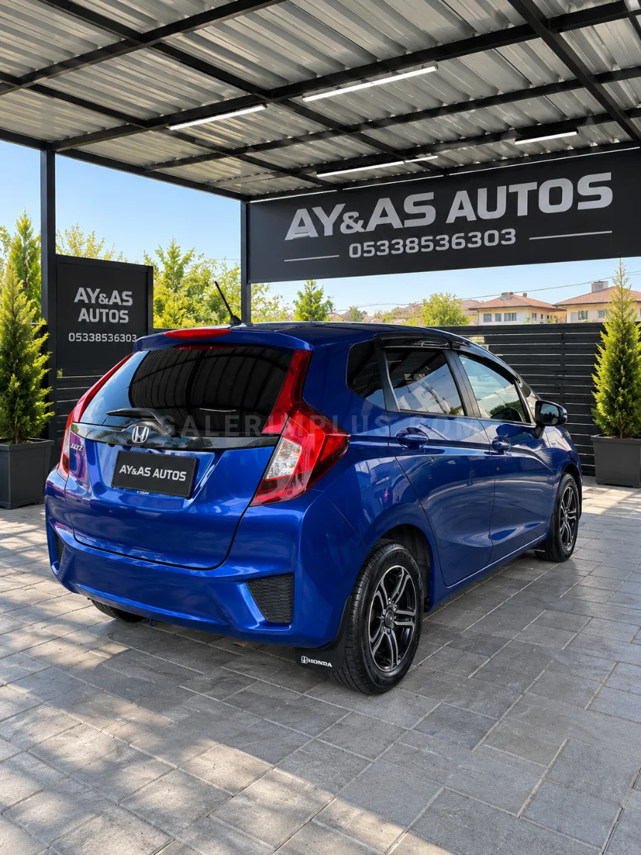 2015 Honda Fit 1.3 CVT 1.3 CVT Lefke Satılık İkinci El | GalerimPlus - Thumbnail 3