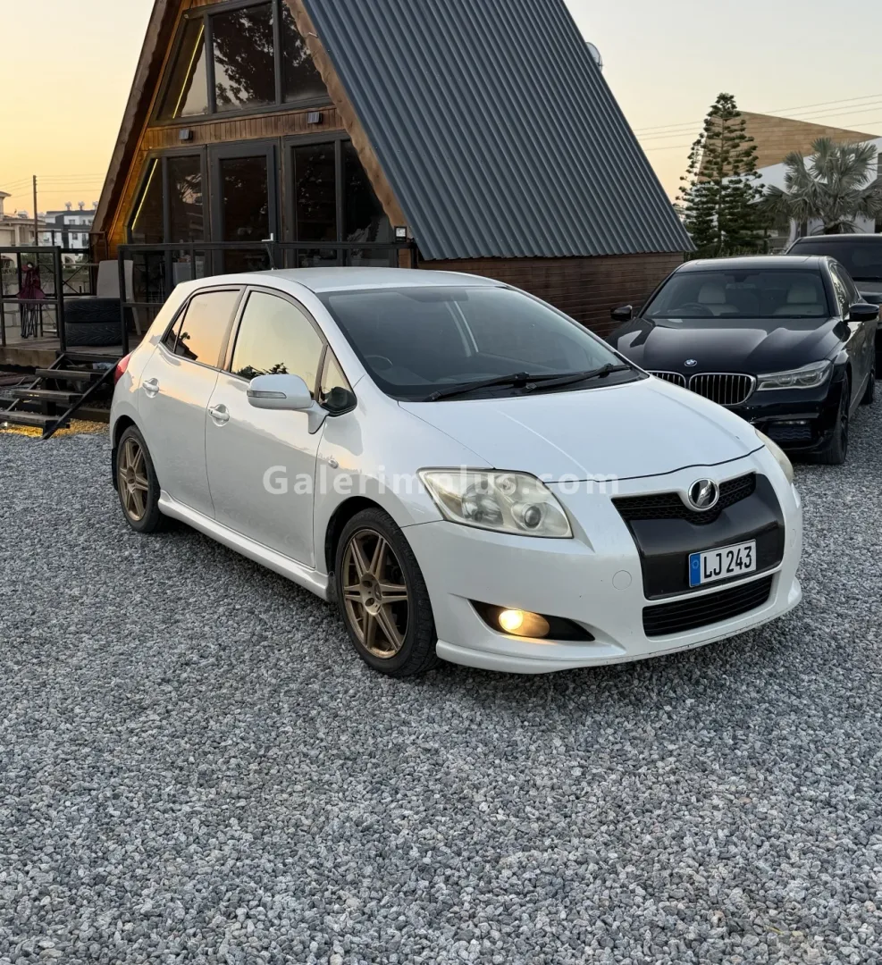 2006 Model Otomatik Toyota Auris 1.8 Lefkoşa Satılık İkinci El | GalerimPlus - Thumbnail 3