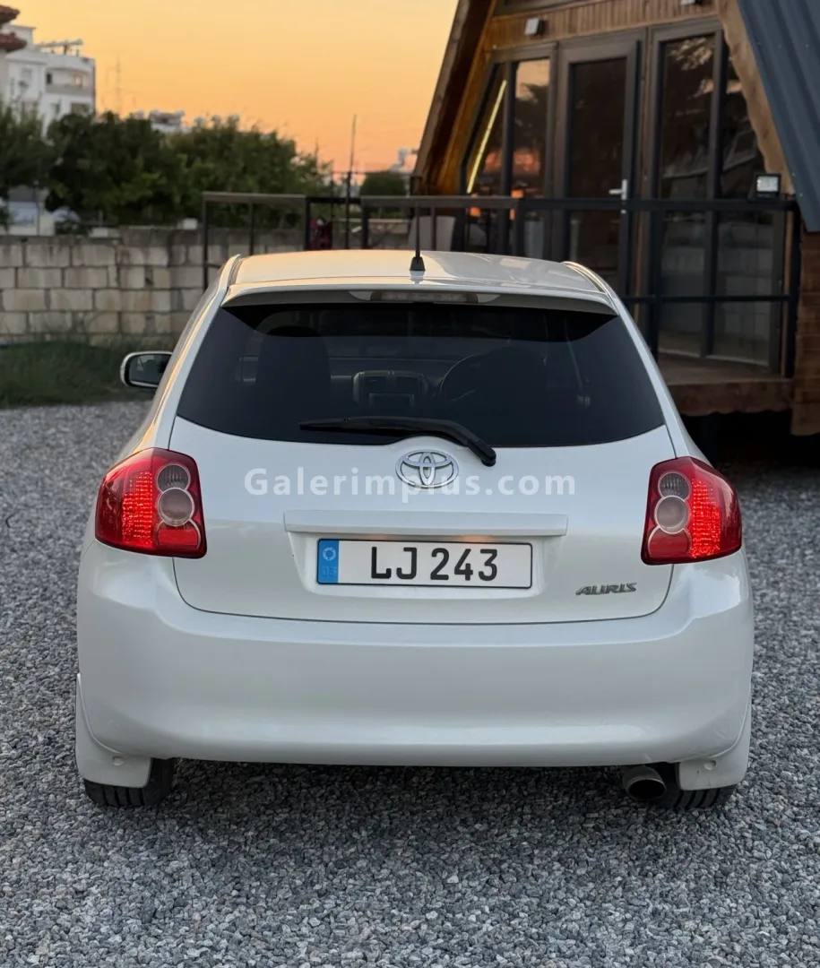 2006 Model Otomatik Toyota Auris 1.8 Lefkoşa Satılık İkinci El | GalerimPlus - Thumbnail 8