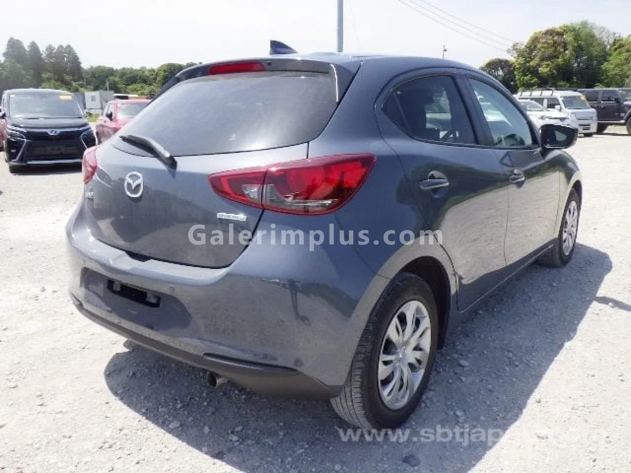 2022 Model Otomatik Mazda 2 1.5 Sky-G Lefkoşa Satılık İkinci El | GalerimPlus - Thumbnail 4