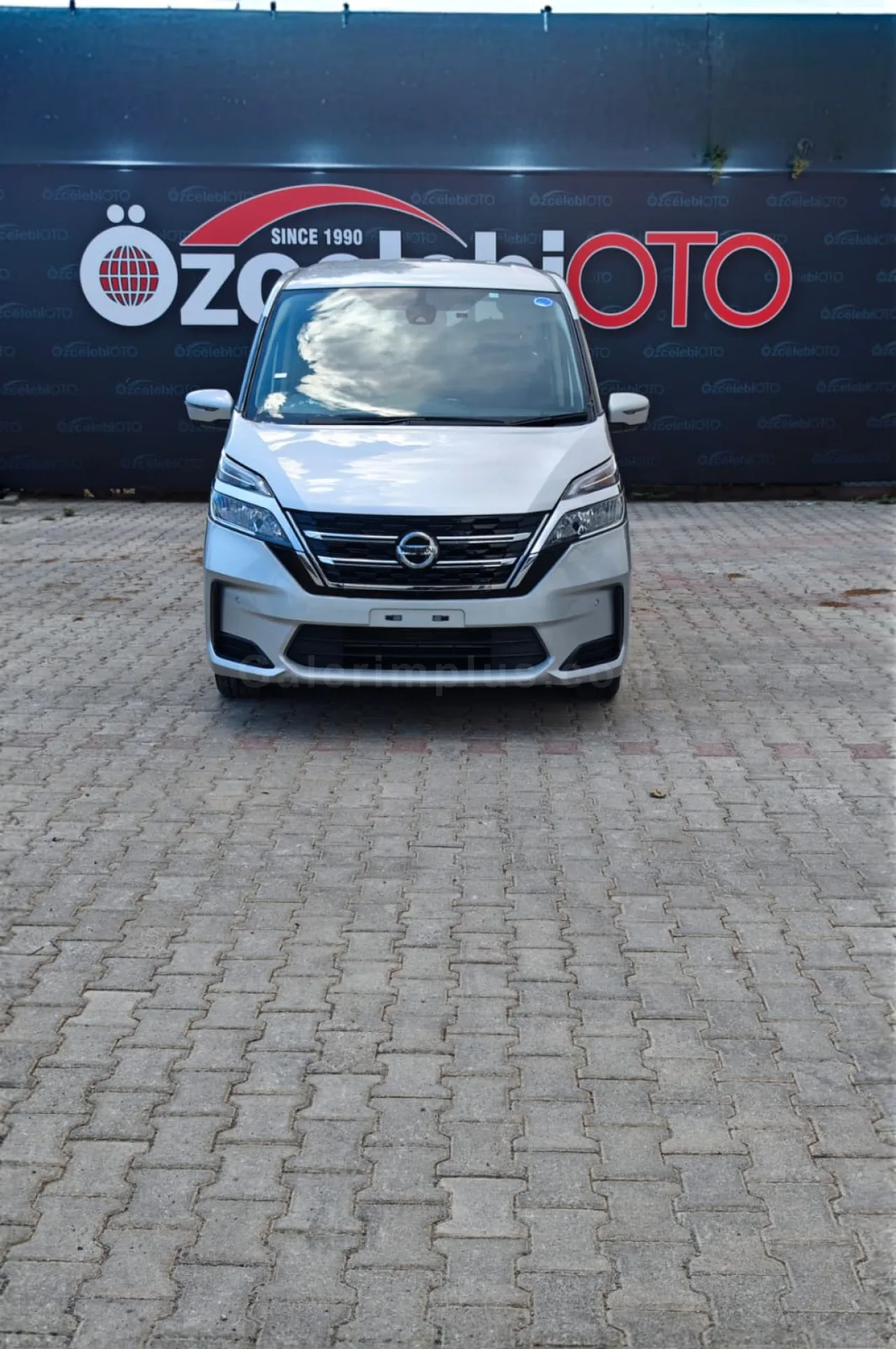 2022 Model Otomatik Nissan Serena Gazimağusa Satılık İkinci El | GalerimPlus - Thumbnail 2