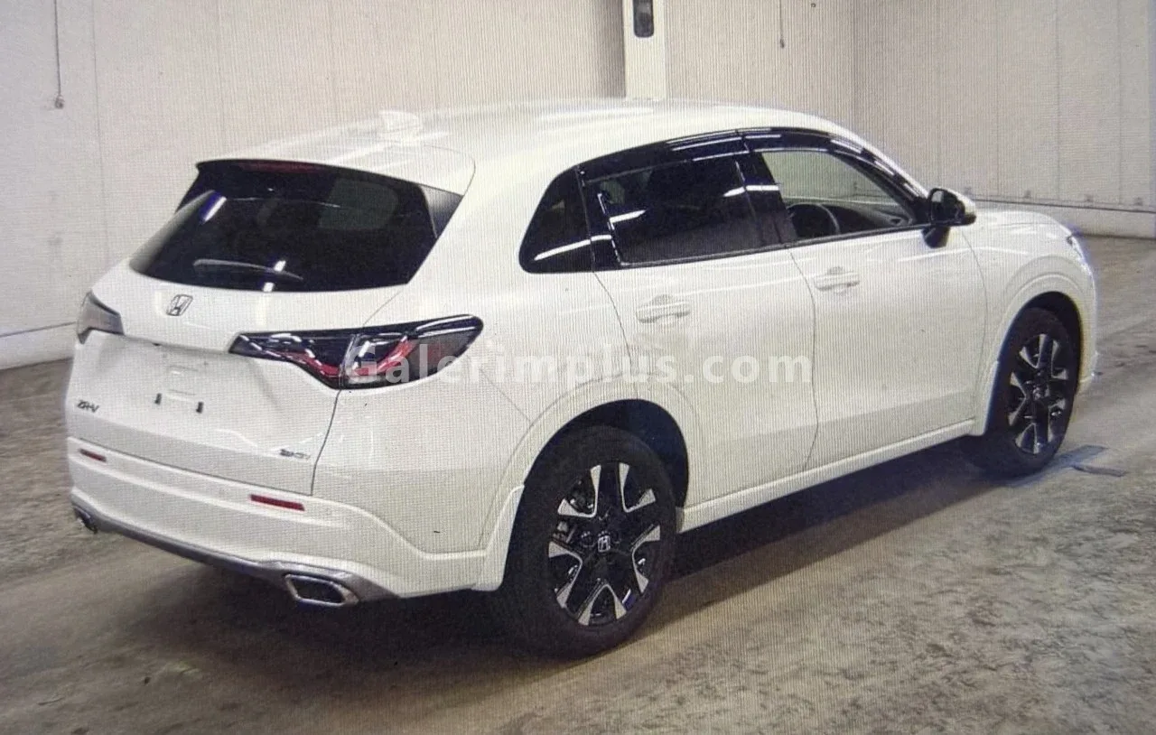 2025 Model Otomatik Honda ZR-V 2.0 i-Vtec Hybrit Lefkoşa Satılık İkinci El | GalerimPlus - Thumbnail 4