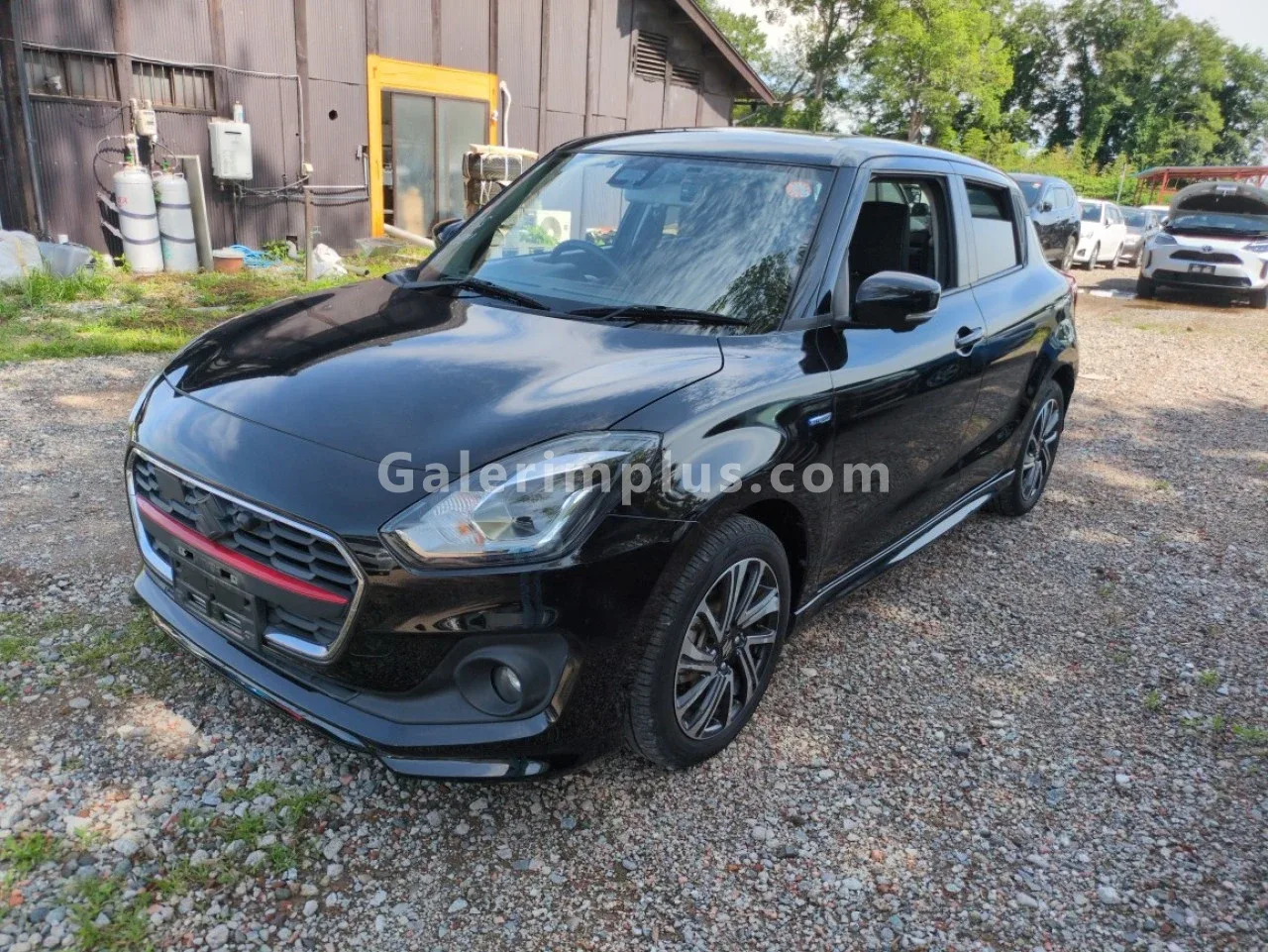 2022 Model Otomatik Suzuki Swift 1.2 Hybrid Lefkoşa Satılık İkinci El | GalerimPlus - Thumbnail 3