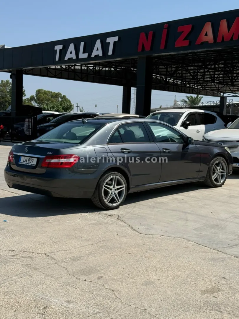 2011 Model Otomatik Mercedes-Benz E Serisi E 200 Gazimağusa Satılık İkinci El | GalerimPlus - Thumbnail 6