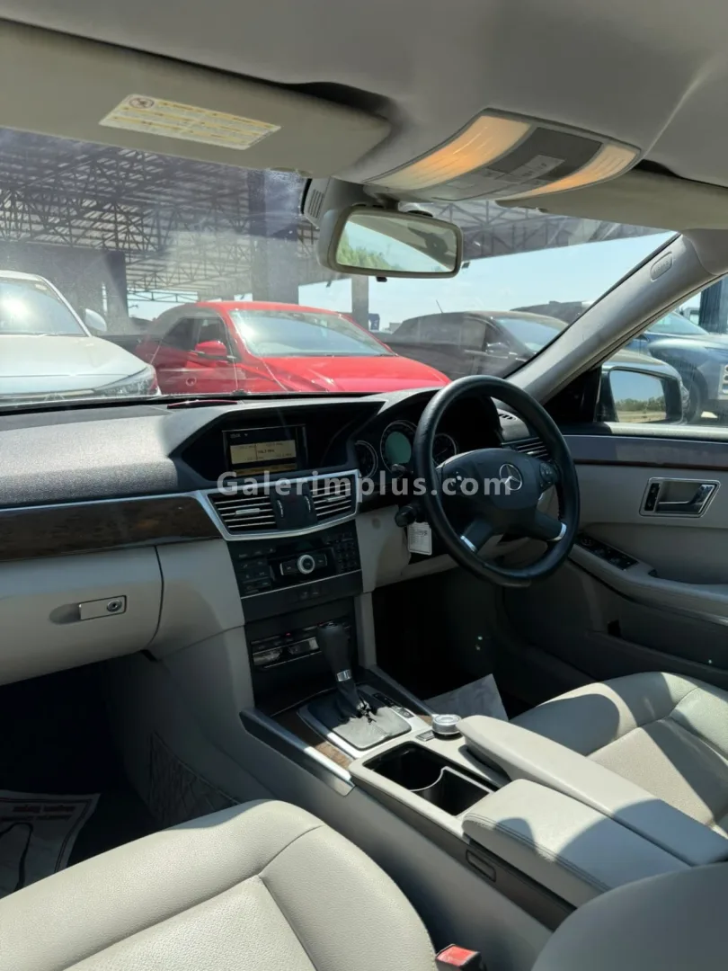 2011 Model Otomatik Mercedes-Benz E Serisi E 200 Gazimağusa Satılık İkinci El | GalerimPlus - Thumbnail 8