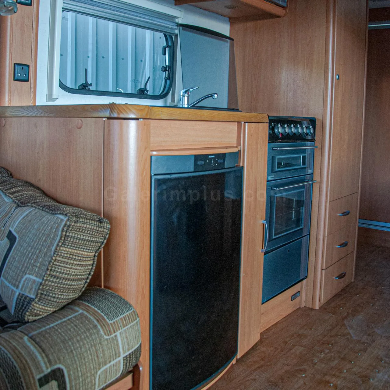 Model Çekme Karavan Lunar Clubman Girne Satılık İkinci El | GalerimPlus - Thumbnail 8