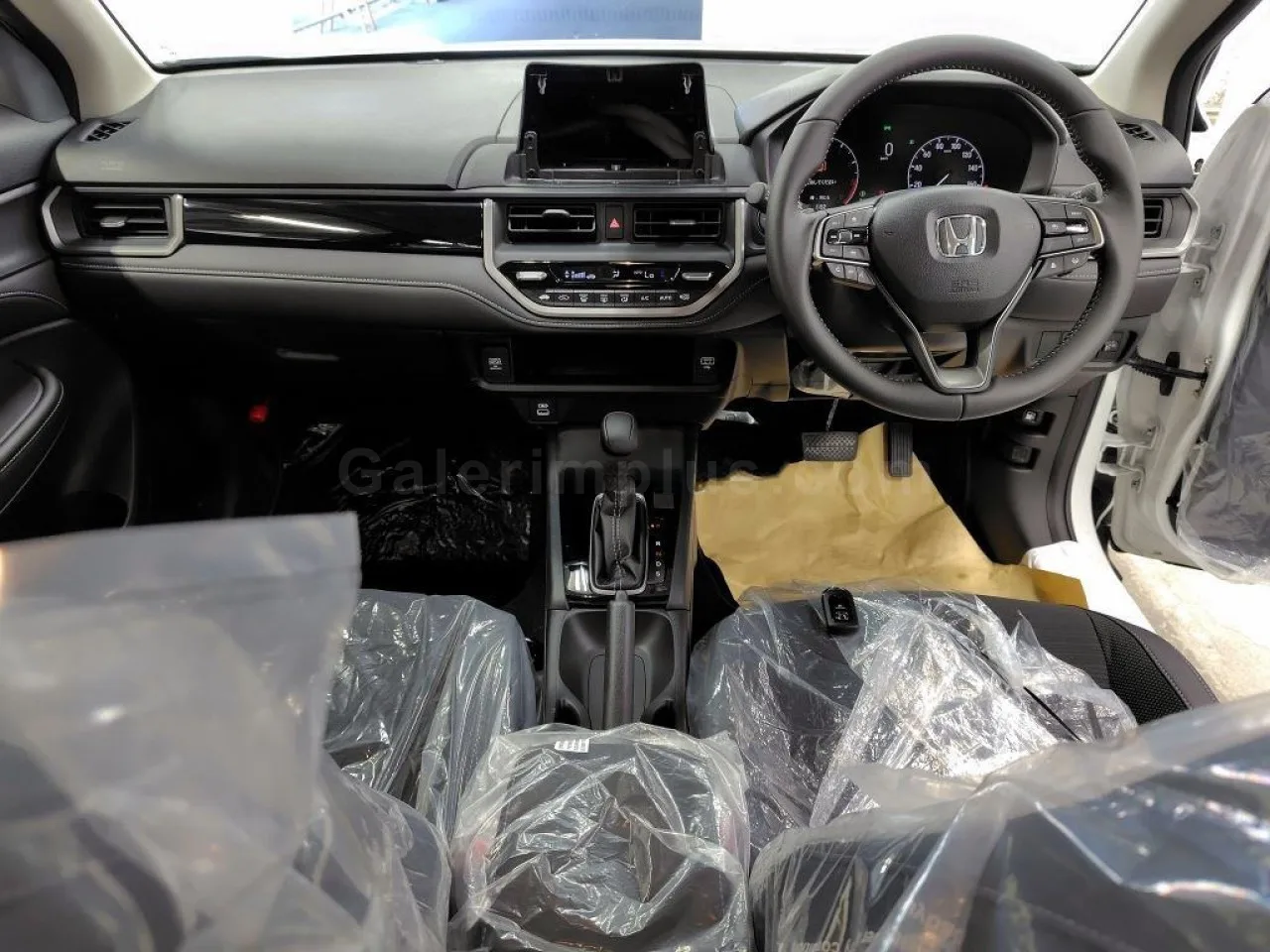 2027 Model Otomatik Honda WR-V Girne Satılık İkinci El | GalerimPlus - Thumbnail 3