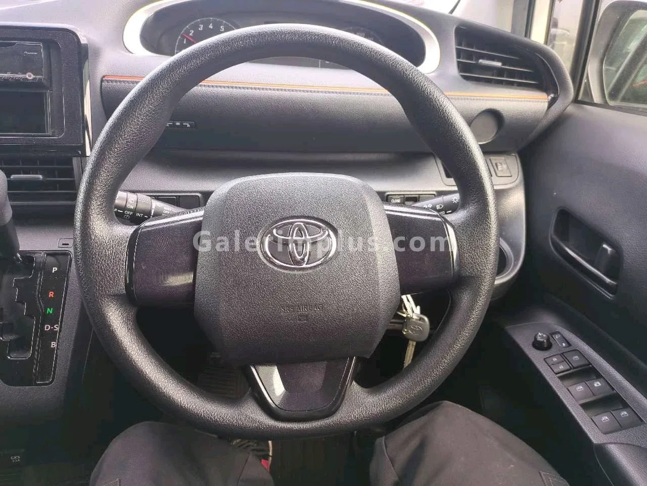 2022 Model Otomatik Toyota Sienta 1.5 i Gazimağusa Satılık İkinci El | GalerimPlus - Thumbnail 6