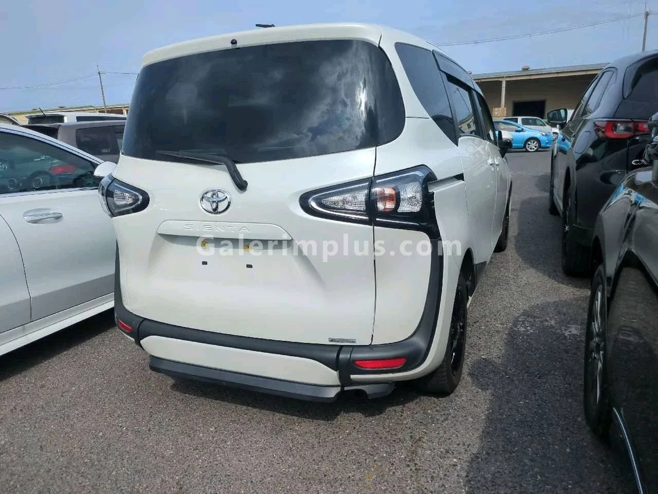 2022 Model Otomatik Toyota Sienta 1.5 i Gazimağusa Satılık İkinci El | GalerimPlus - Thumbnail 7
