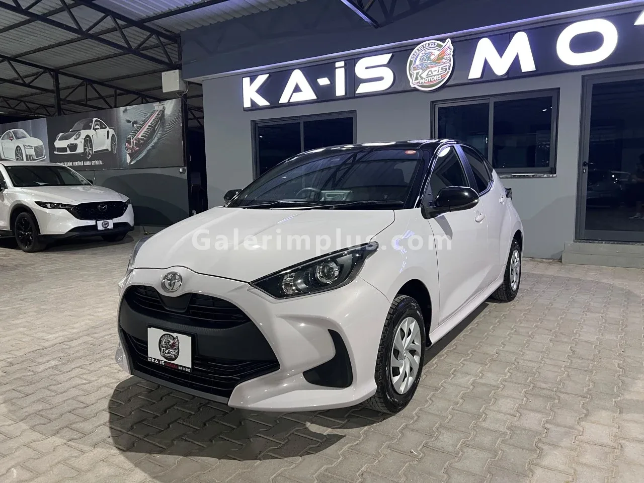 2022 Toyota Yaris 1.5 Gazimağusa Satılık İkinci El | GalerimPlus - Thumbnail 3