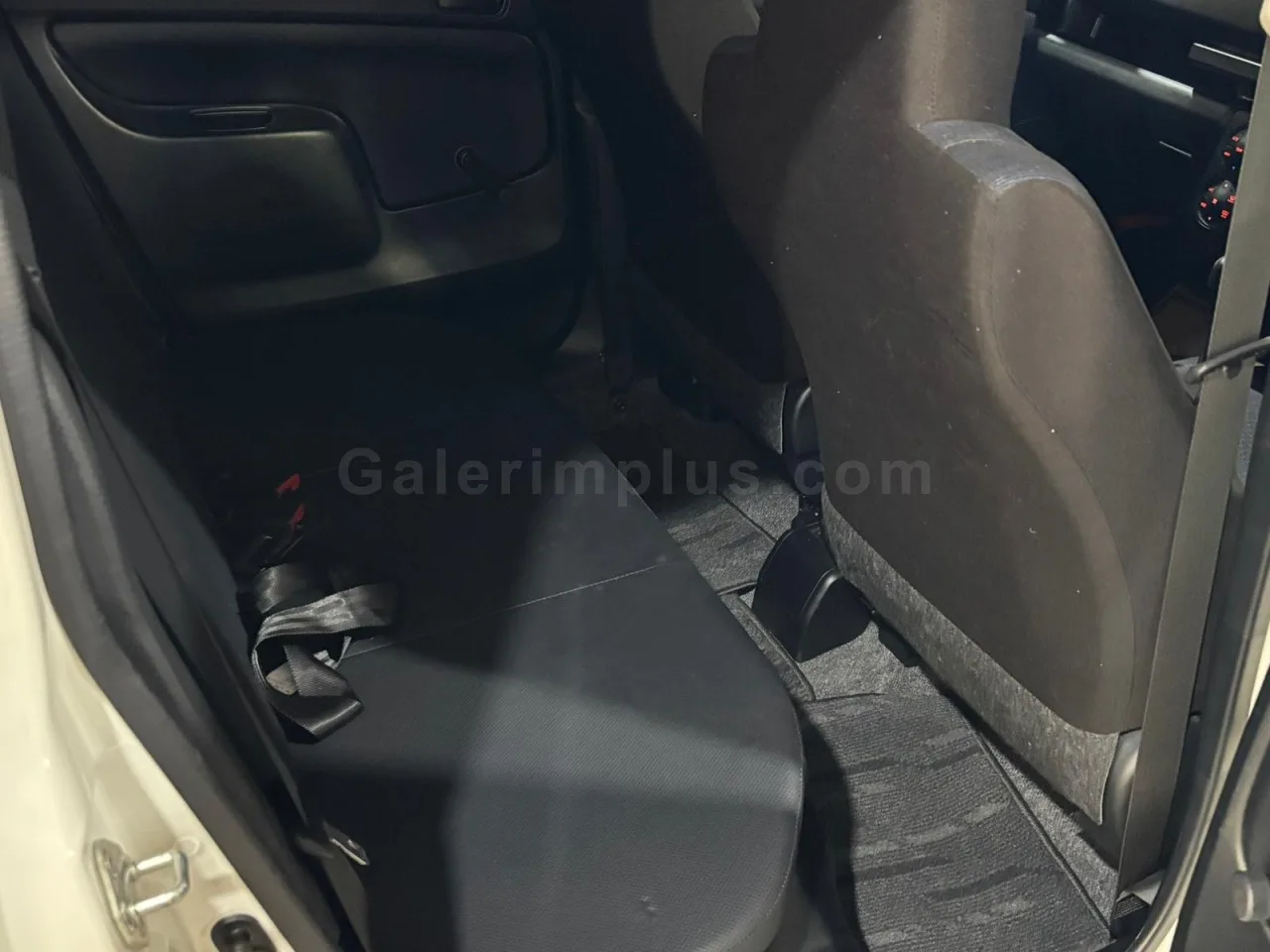 2023 Model Otomatik Toyota Probox Hybrid Güzelyurt Satılık İkinci El | GalerimPlus - Thumbnail 7