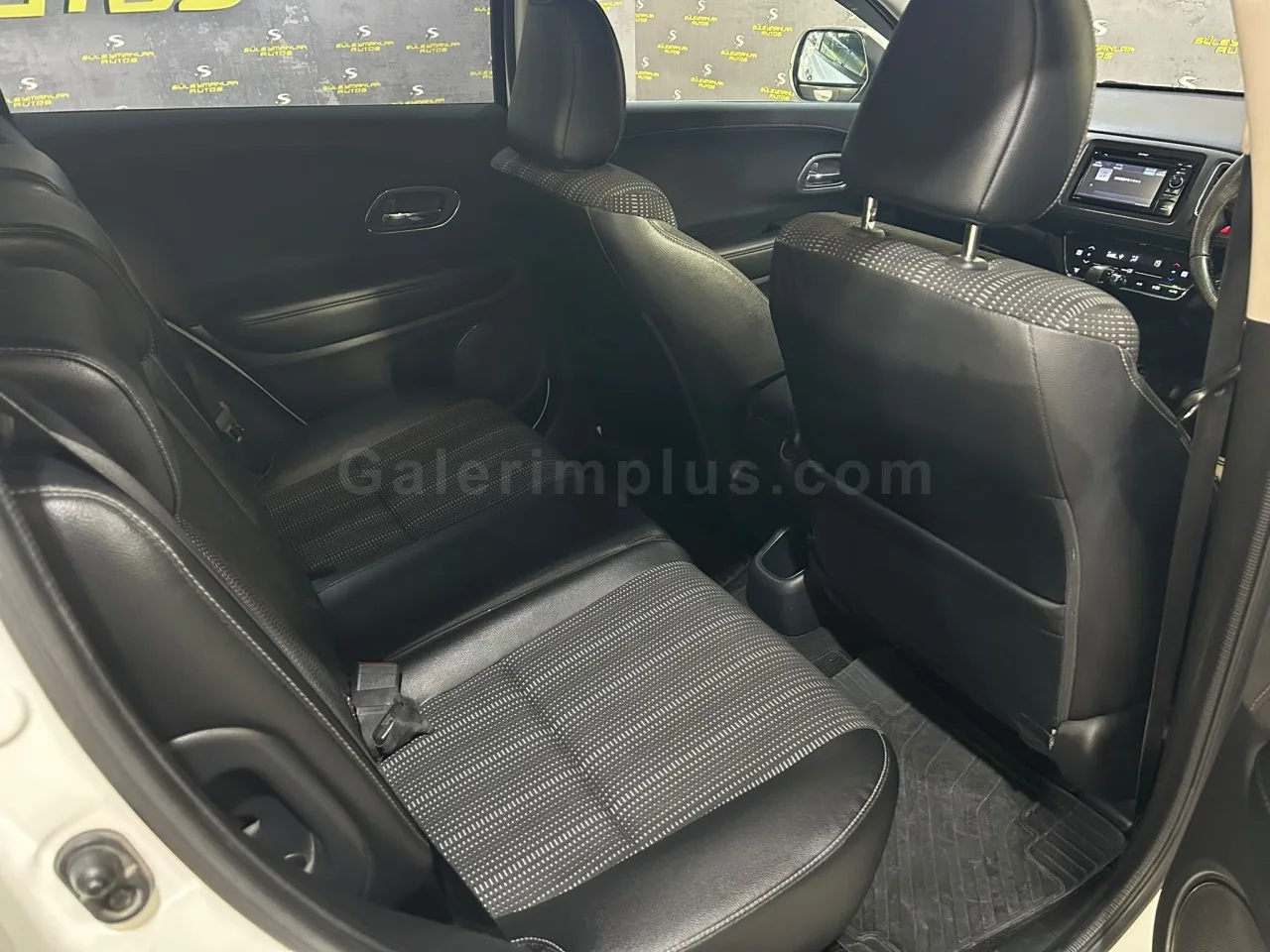 2015 Model Otomatik Honda Vezel 1.5 i-VTEC 4WD CVT Güzelyurt Satılık İkinci El | GalerimPlus - Thumbnail 6