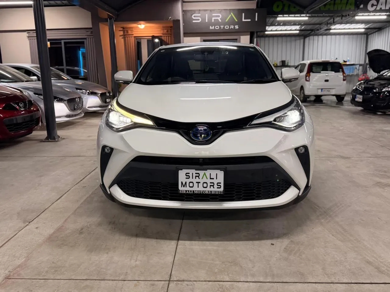 2021 Toyota C-HR 1.8 Hybrid Gazimağusa Satılık İkinci El | GalerimPlus - Thumbnail 3