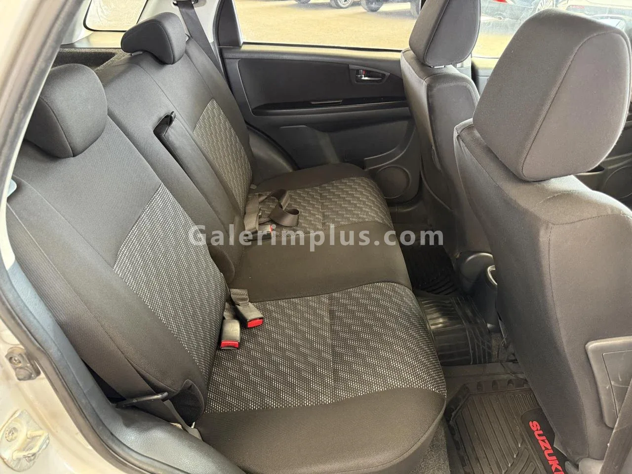 2009 Model Otomatik Suzuki SX4 1.5 Lefkoşa Satılık İkinci El | GalerimPlus - Thumbnail 8
