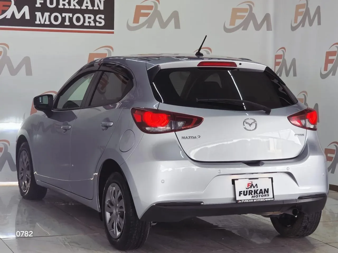 2021 Mazda Mazda 2 1.5 Girne Satılık İkinci El | GalerimPlus - Thumbnail 4