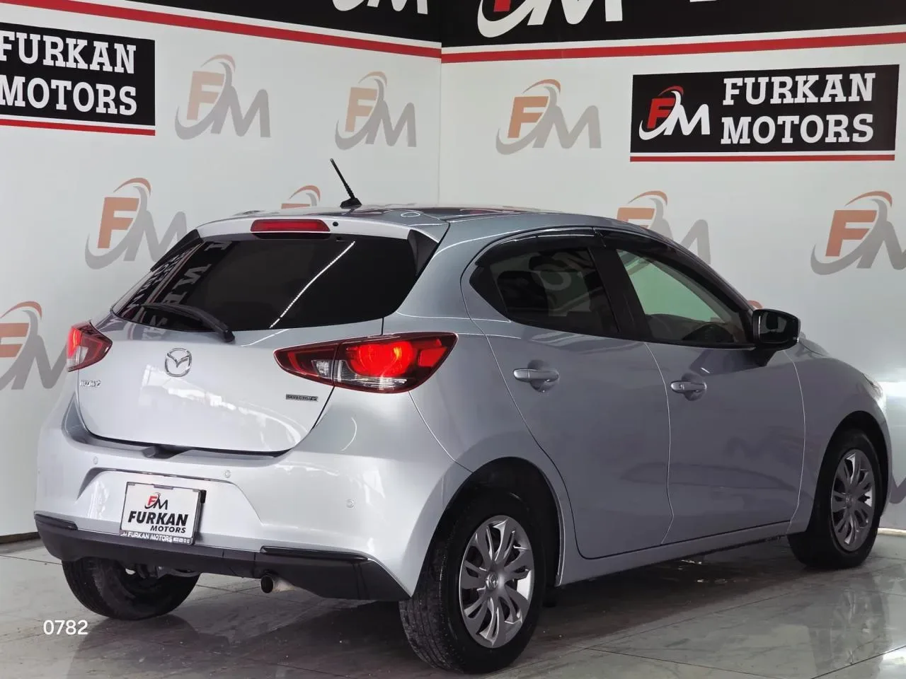 2021 Mazda Mazda 2 1.5 Girne Satılık İkinci El | GalerimPlus - Thumbnail 6