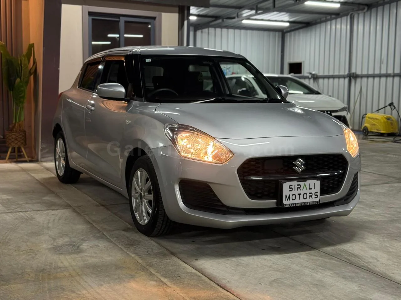 2022 Model Otomatik Suzuki Swift 1.2 Hybrid Gazimağusa Satılık İkinci El | GalerimPlus - Thumbnail 3