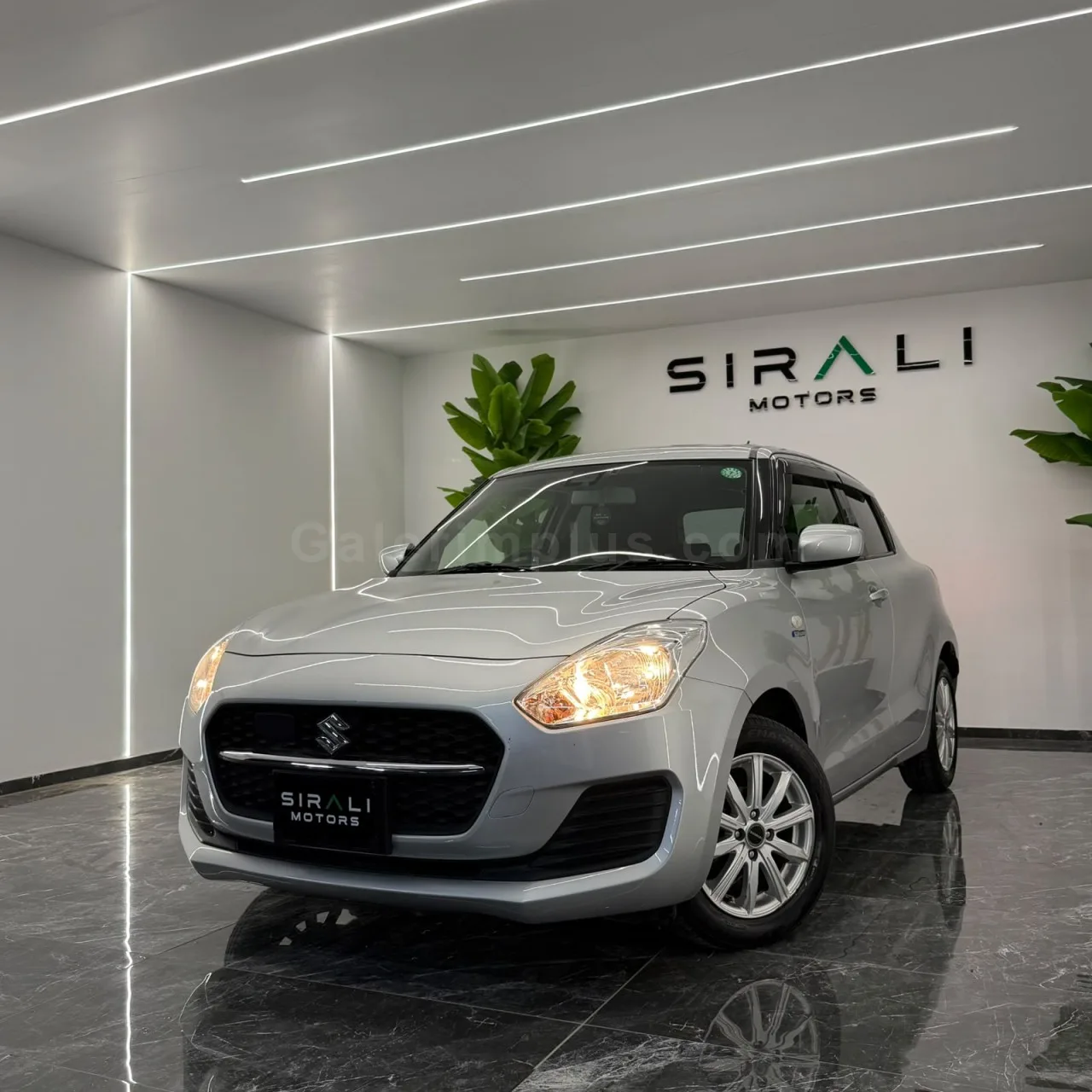 2022 Model Otomatik Suzuki Swift 1.2 Hybrid Gazimağusa Satılık İkinci El | GalerimPlus - Fotoğraf 1