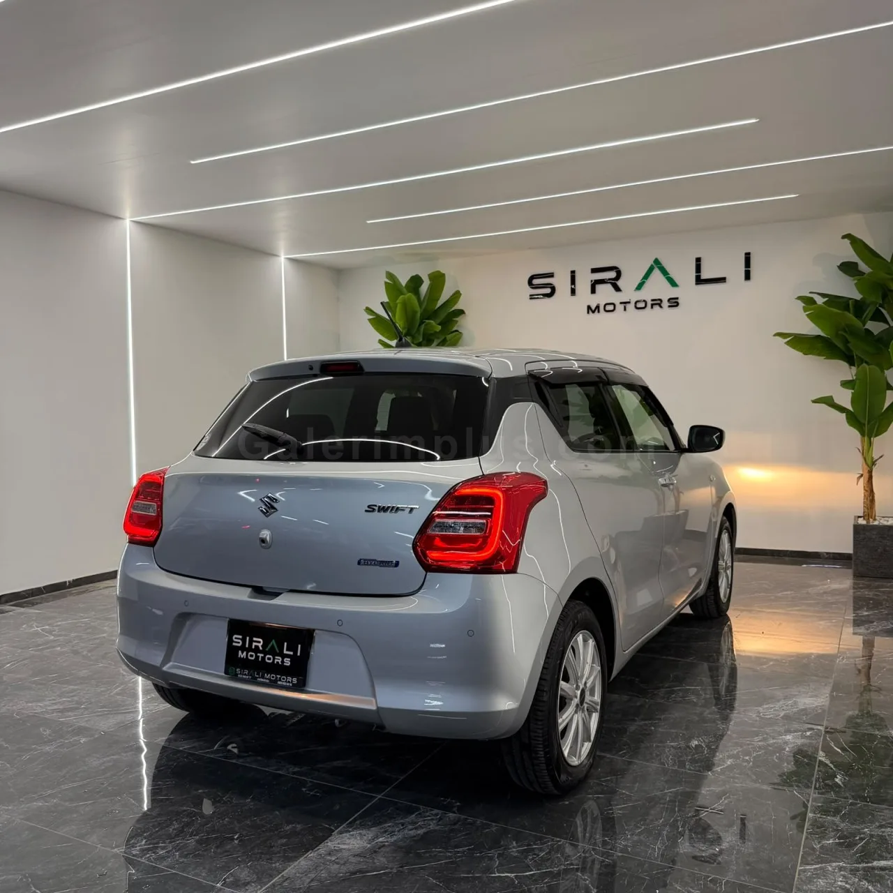 2022 Model Otomatik Suzuki Swift 1.2 Hybrid Gazimağusa Satılık İkinci El | GalerimPlus - Thumbnail 6