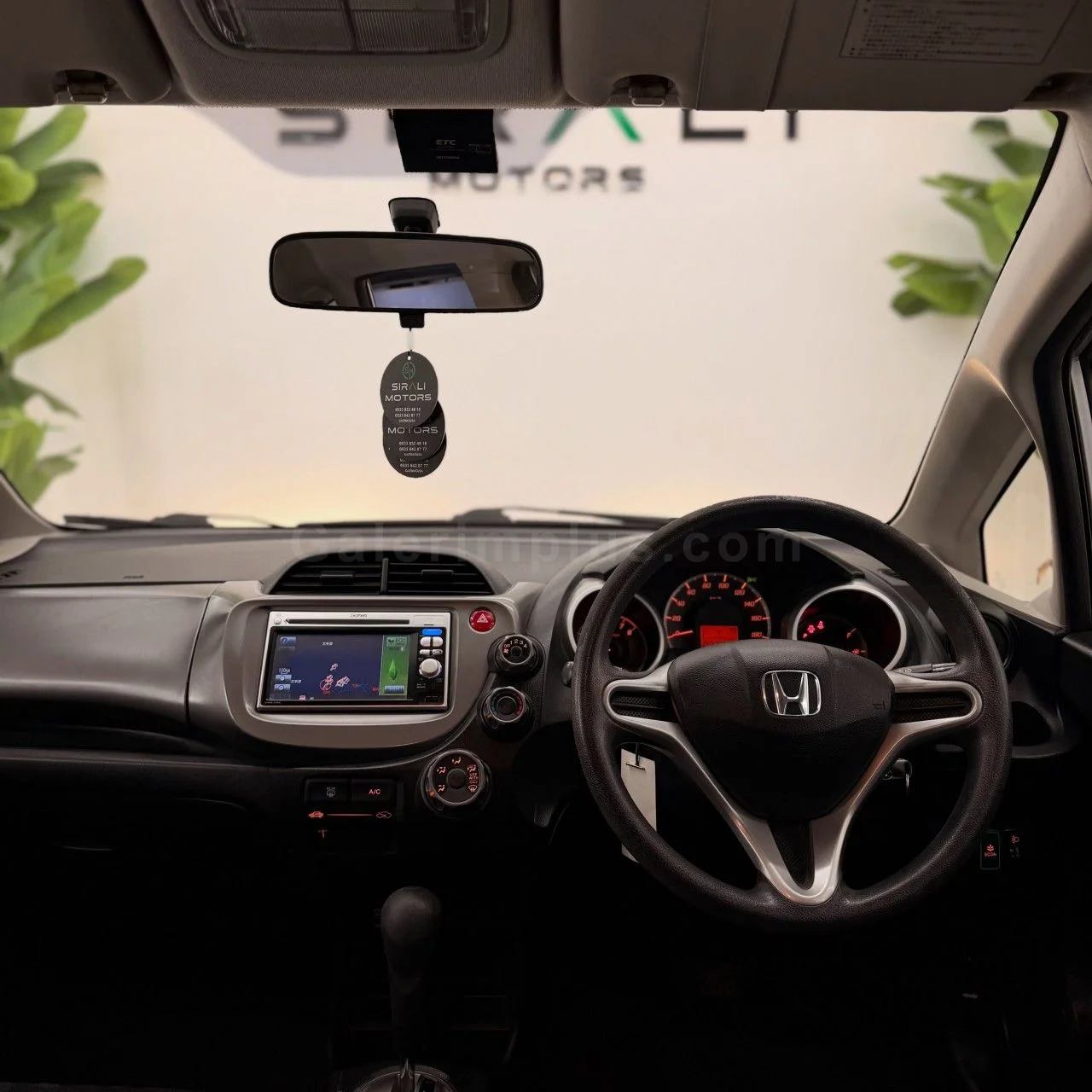 2014 Model Otomatik Honda Fit 1.3 CVT Gazimağusa Satılık İkinci El | GalerimPlus - Thumbnail 2