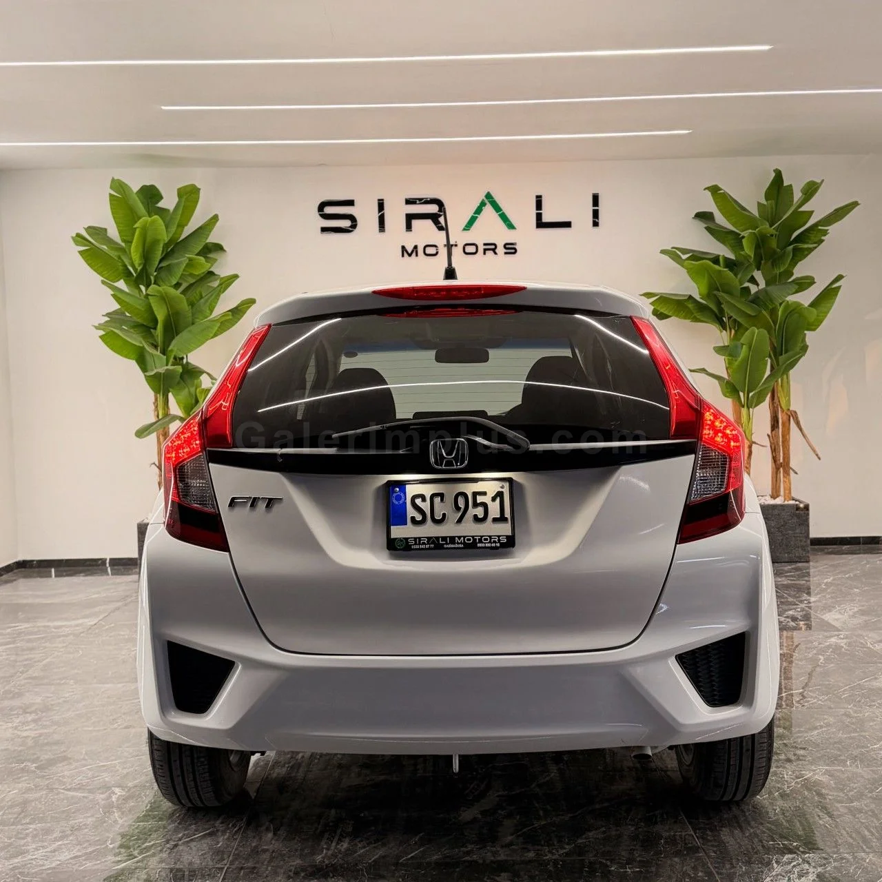 2014 Model Otomatik Honda Fit 1.3 CVT Gazimağusa Satılık İkinci El | GalerimPlus - Thumbnail 4