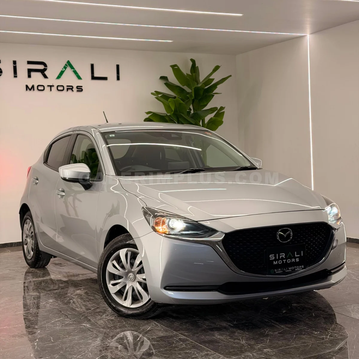 2023 Mazda 2 1.5 Skyactiv-G - Fotoğraf 1