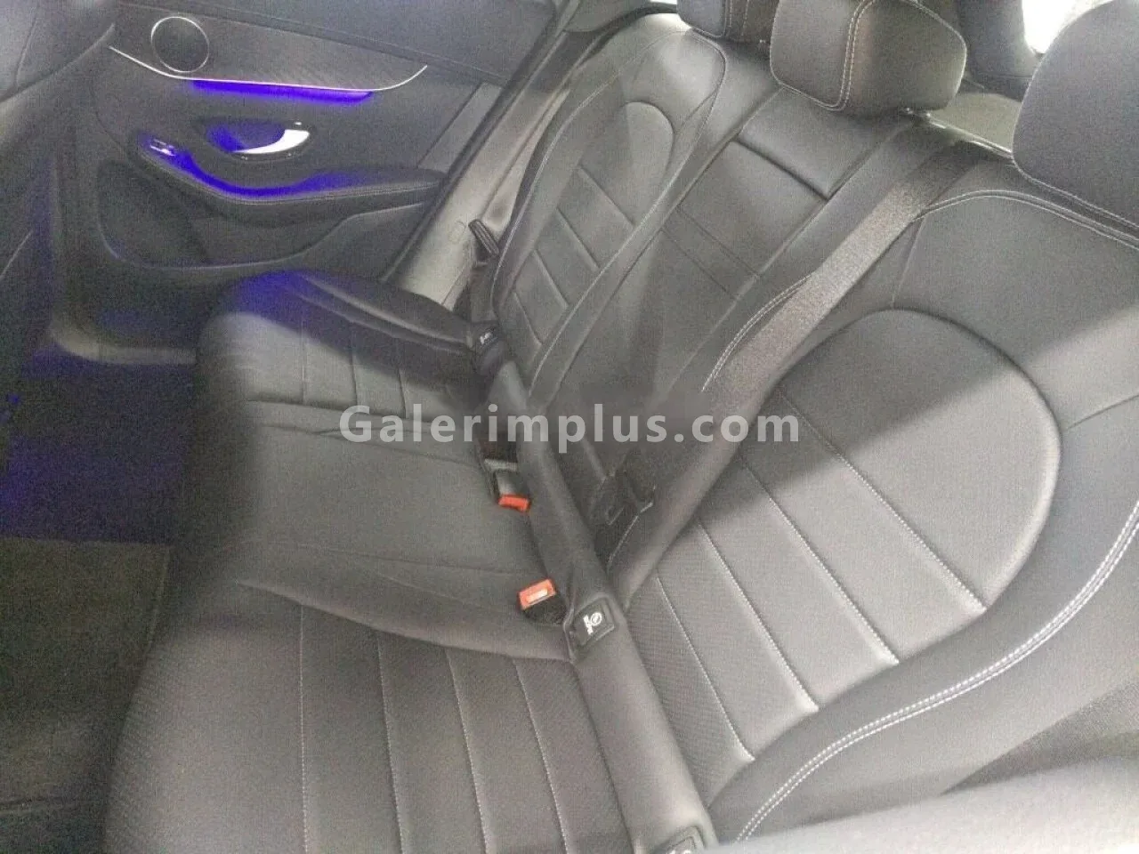 2022 Model Otomatik Mercedes - Benz GLC 220 d Exclusive Lefkoşa Satılık İkinci El | GalerimPlus - Thumbnail 6