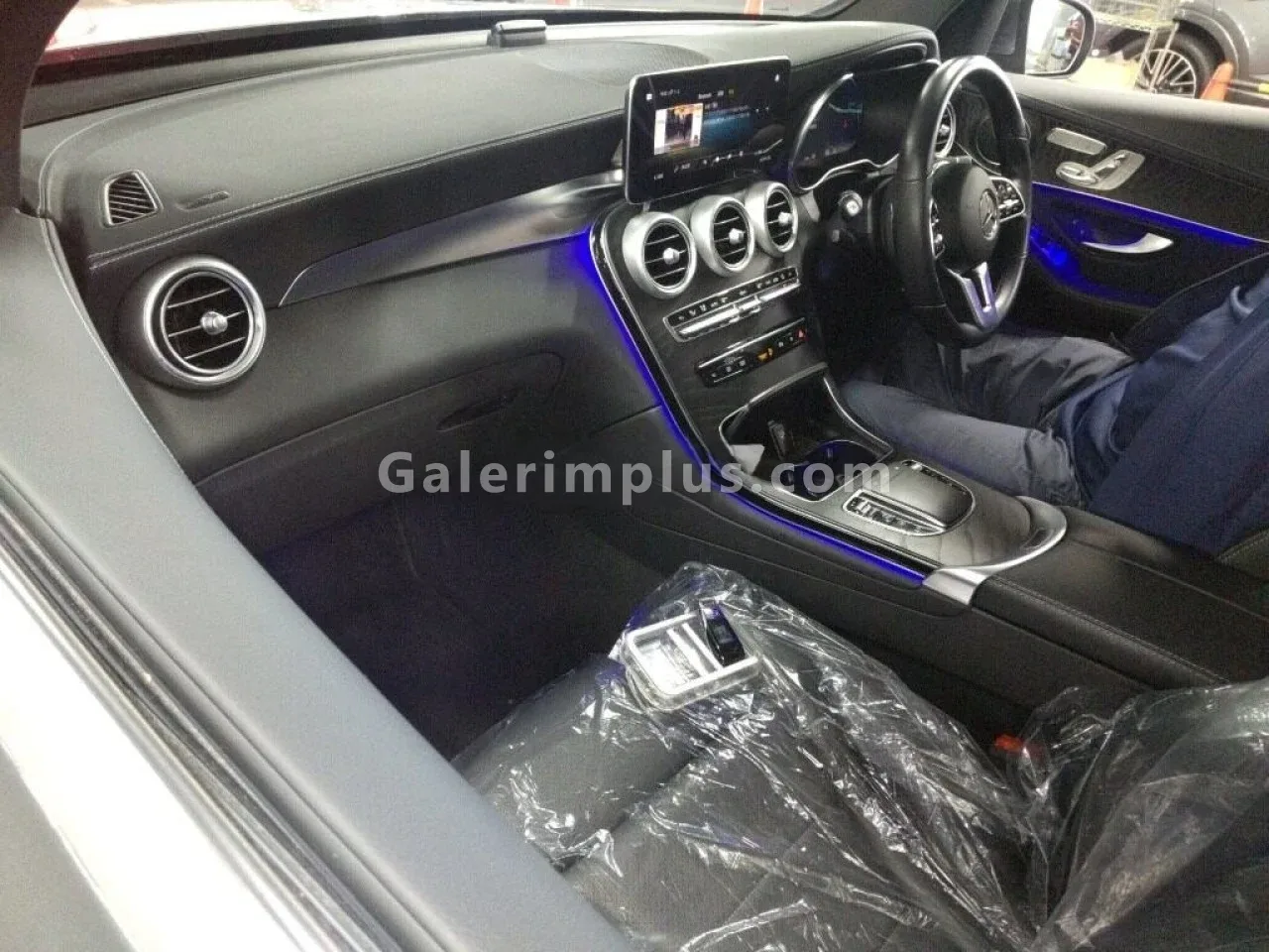 2022 Model Otomatik Mercedes - Benz GLC 220 d Exclusive Lefkoşa Satılık İkinci El | GalerimPlus - Thumbnail 8