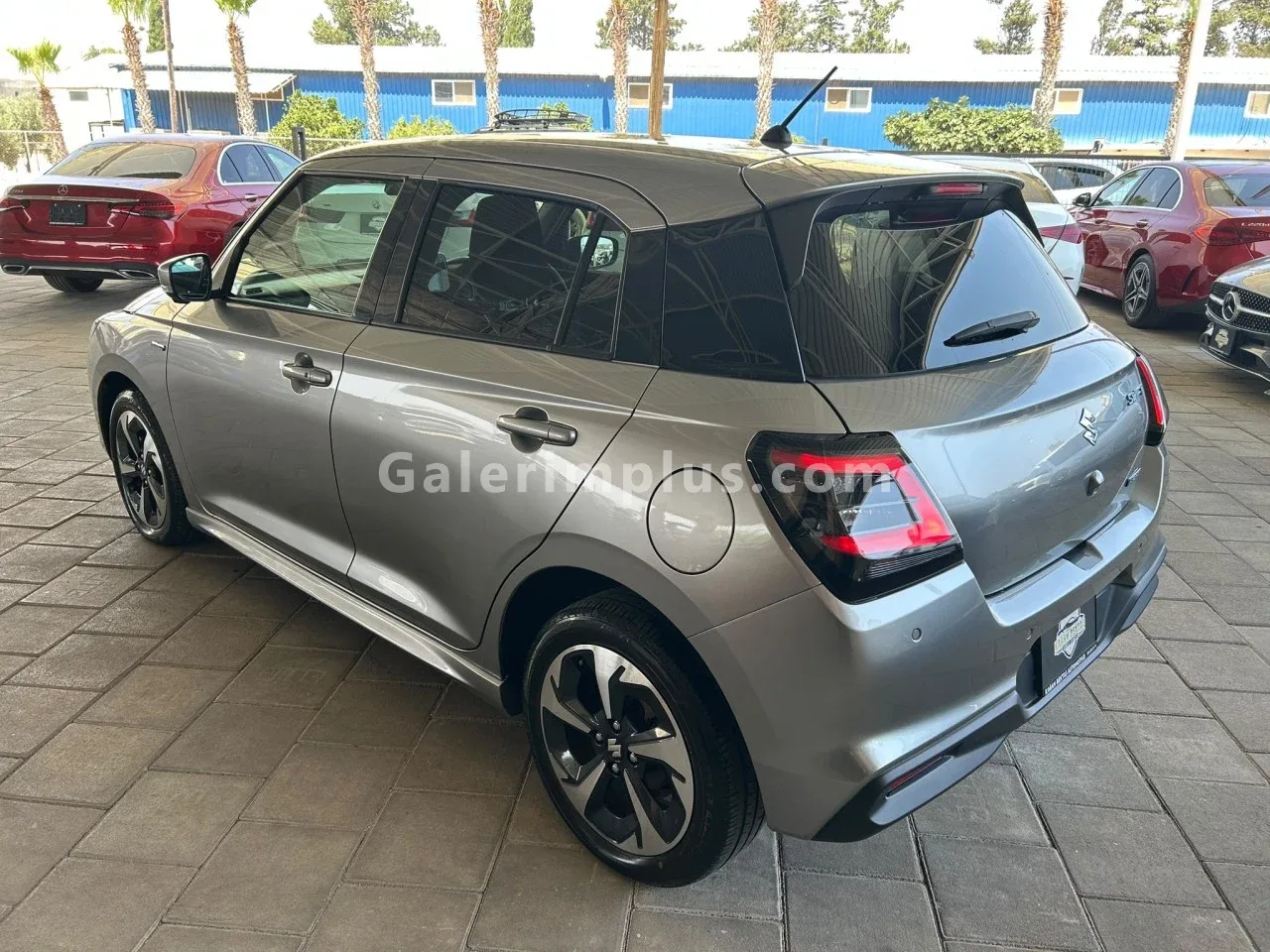 2024 Model Otomatik Suzuki Swift 1.2 Hybrid Gazimağusa Satılık İkinci El | GalerimPlus - Thumbnail 3