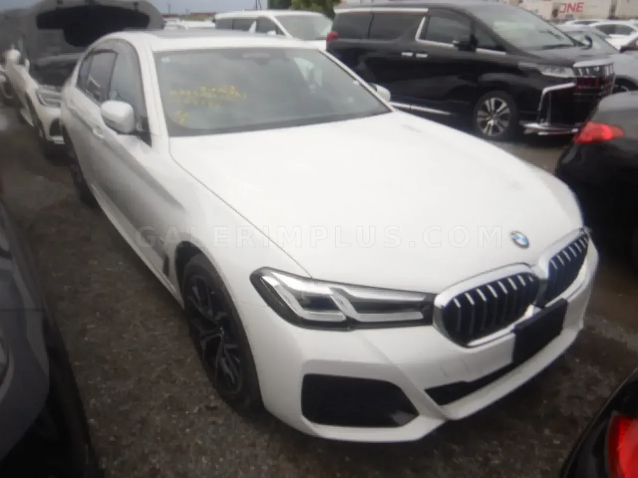 2022 BMW 5 Serisi 523 d xDrive Gazimağusa Satılık İkinci El | GalerimPlus - Thumbnail 3