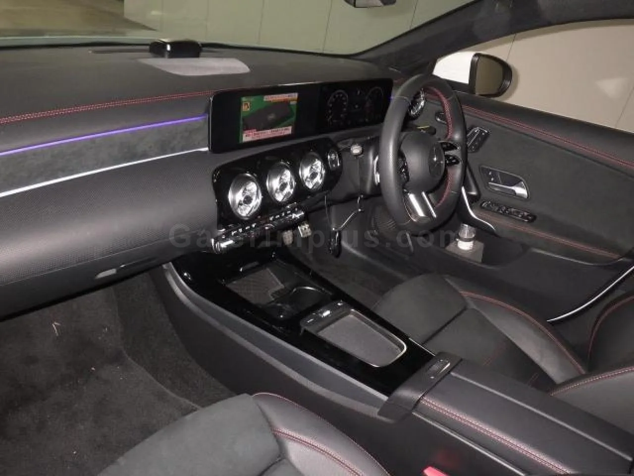 2024 Model Otomatik Mercedes-Benz CLA 200 d Lefkoşa Satılık İkinci El | GalerimPlus - Thumbnail 3