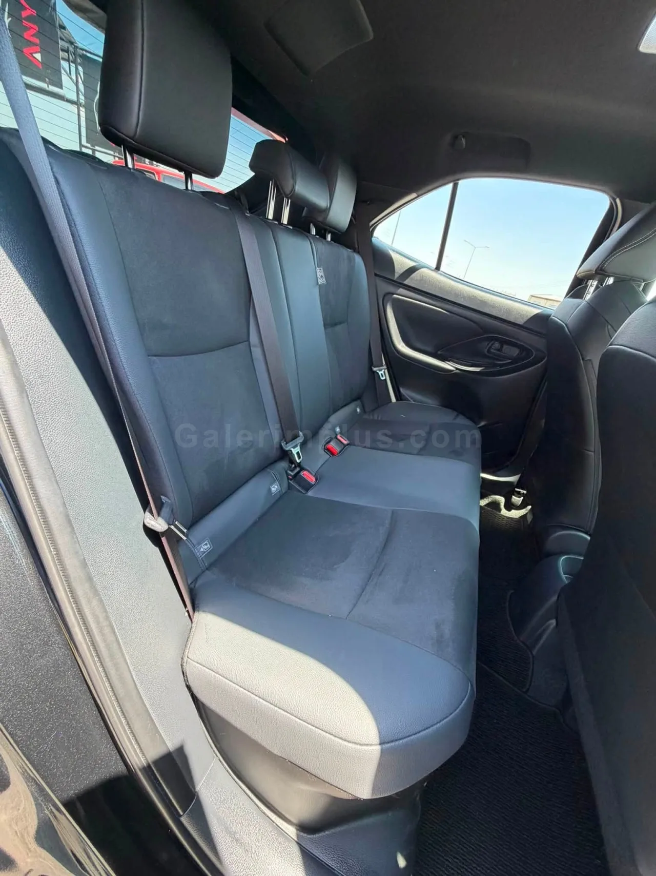 2023 Model Otomatik Toyota Yaris Cross Lefkoşa Satılık İkinci El | GalerimPlus - Thumbnail 5