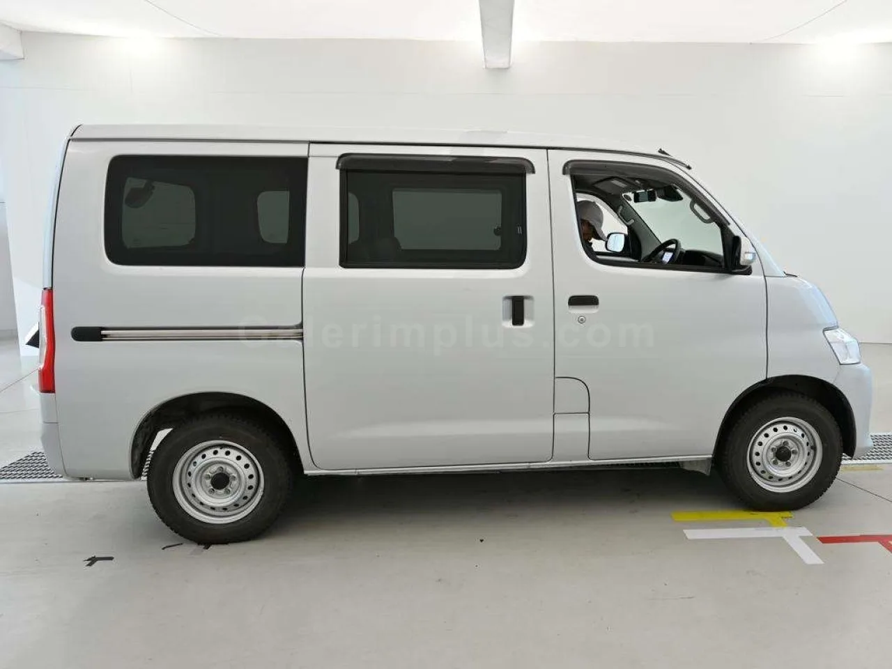 2022 Model Otomatik Toyota Town Ace Lefkoşa Satılık İkinci El | GalerimPlus - Thumbnail 5