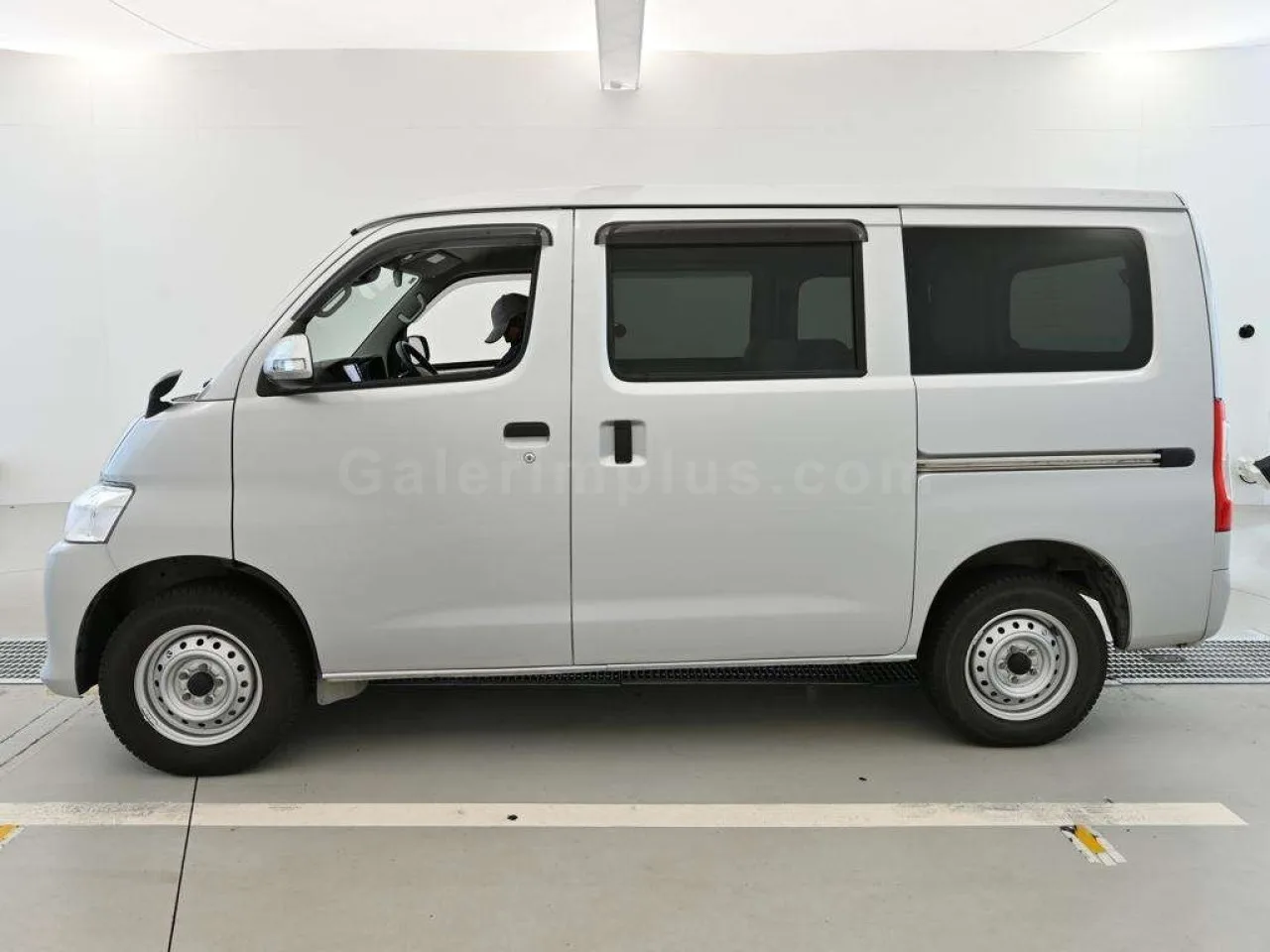 2022 Model Otomatik Toyota Town Ace Lefkoşa Satılık İkinci El | GalerimPlus - Thumbnail 6
