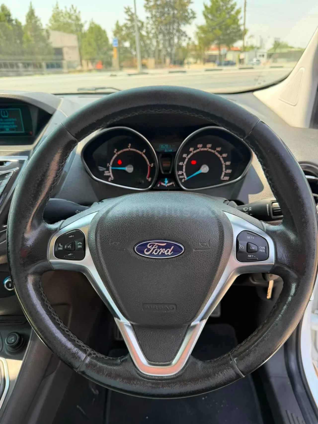 2018 Model Düz Ford Tourneo Courier Lefkoşa Satılık İkinci El | GalerimPlus - Thumbnail 6