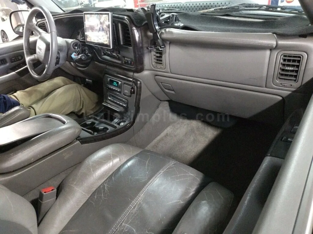 2002 Model Otomatik GMC Yukon Lefkoşa Satılık İkinci El | GalerimPlus - Thumbnail 3