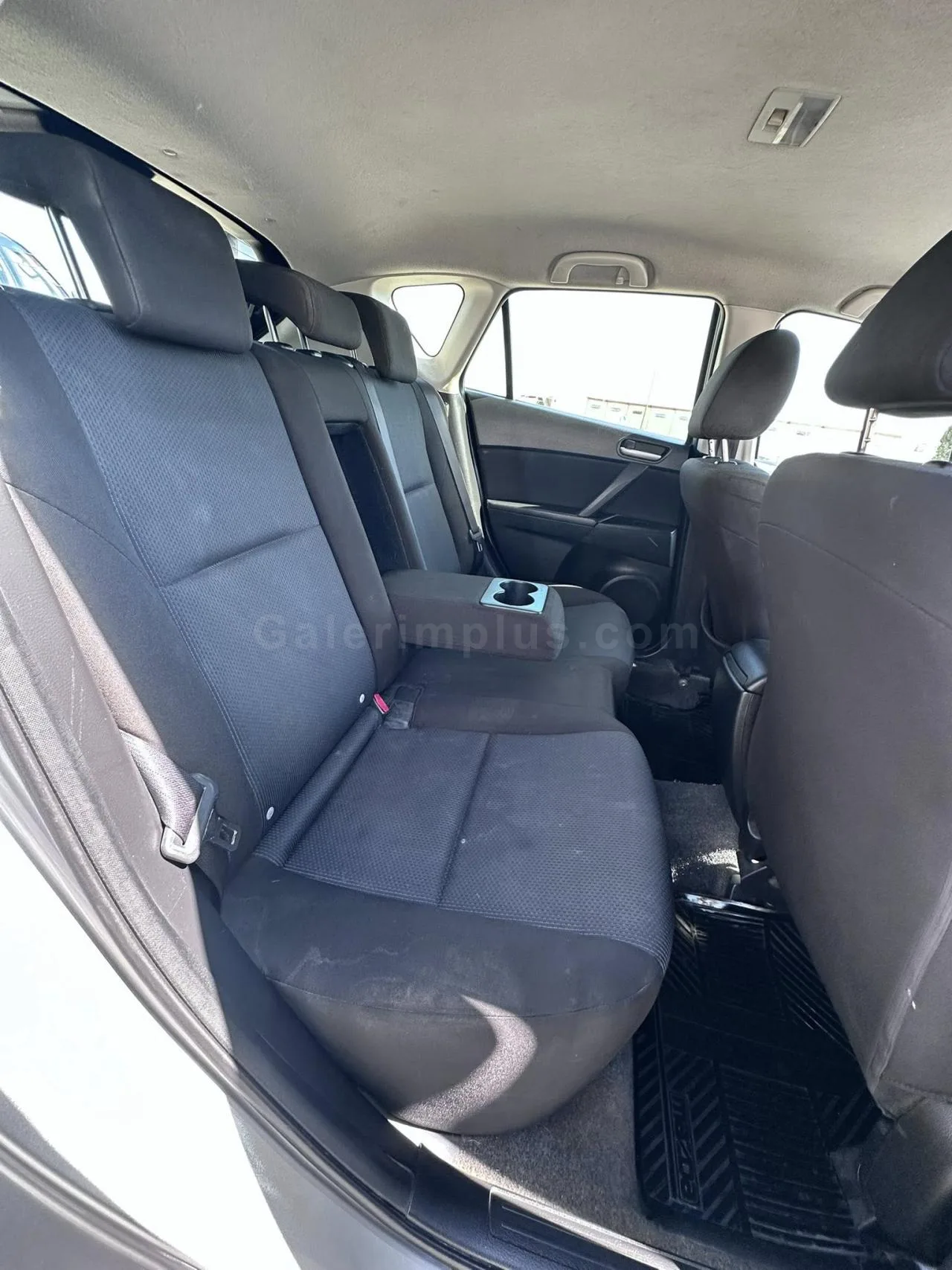 2010 Model Otomatik Mazda 3 1.5 SkyActive-G Lefkoşa Satılık İkinci El | GalerimPlus - Thumbnail 4