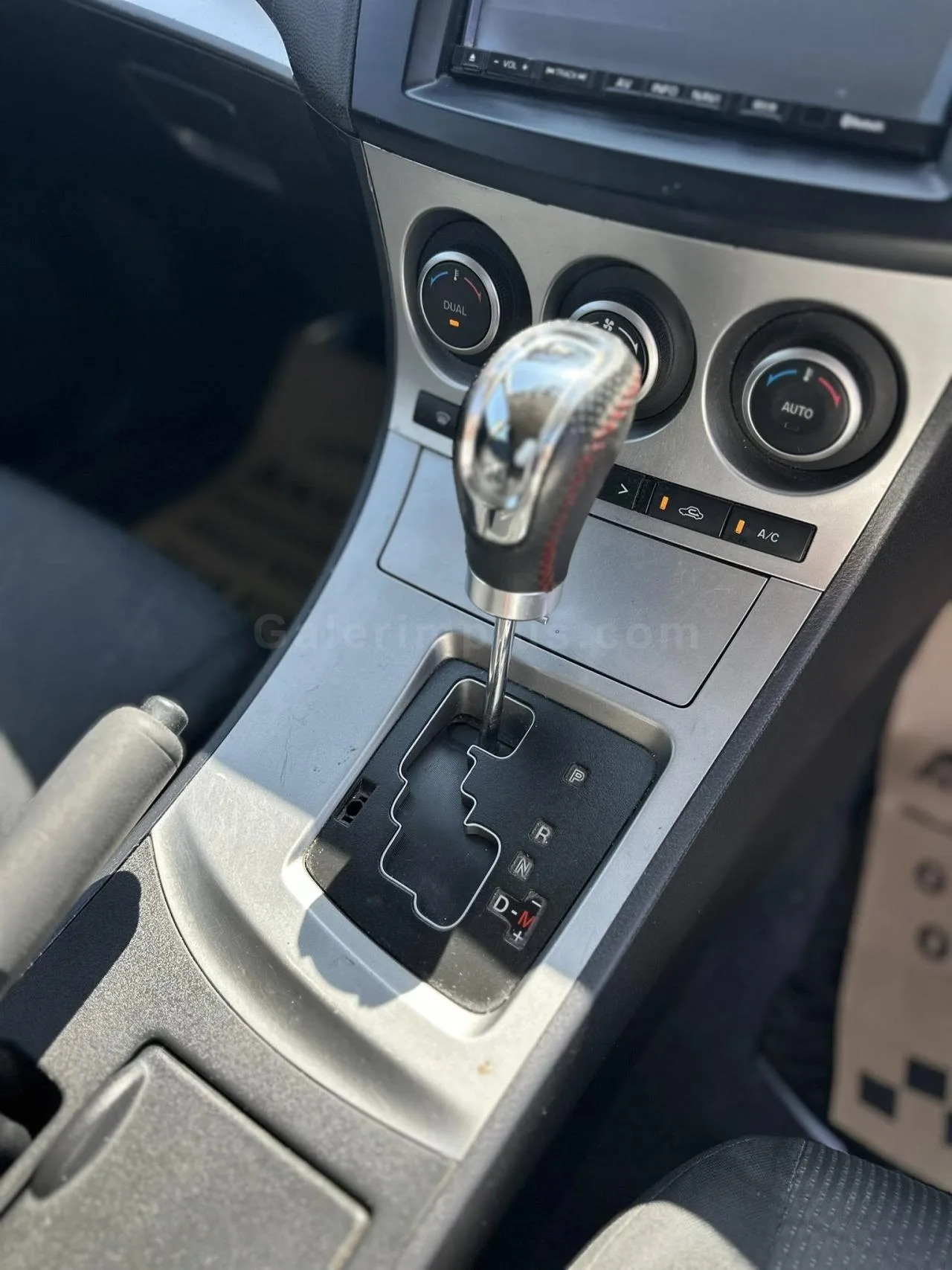 2010 Model Otomatik Mazda 3 1.5 SkyActive-G Lefkoşa Satılık İkinci El | GalerimPlus - Thumbnail 8